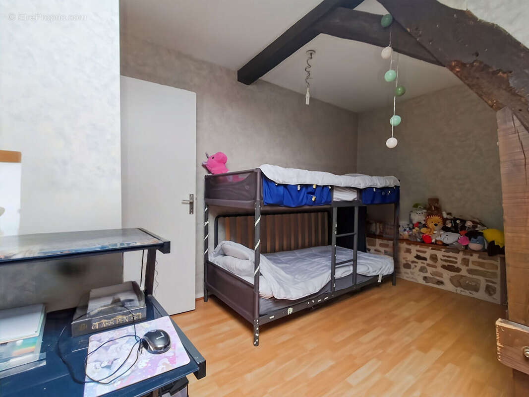 Appartement à SAINT-AUBIN-D'AUBIGNE