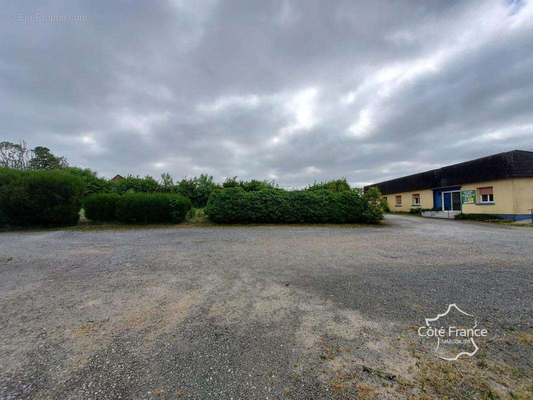 Appartement à NEUVILLE-LEZ-BEAULIEU
