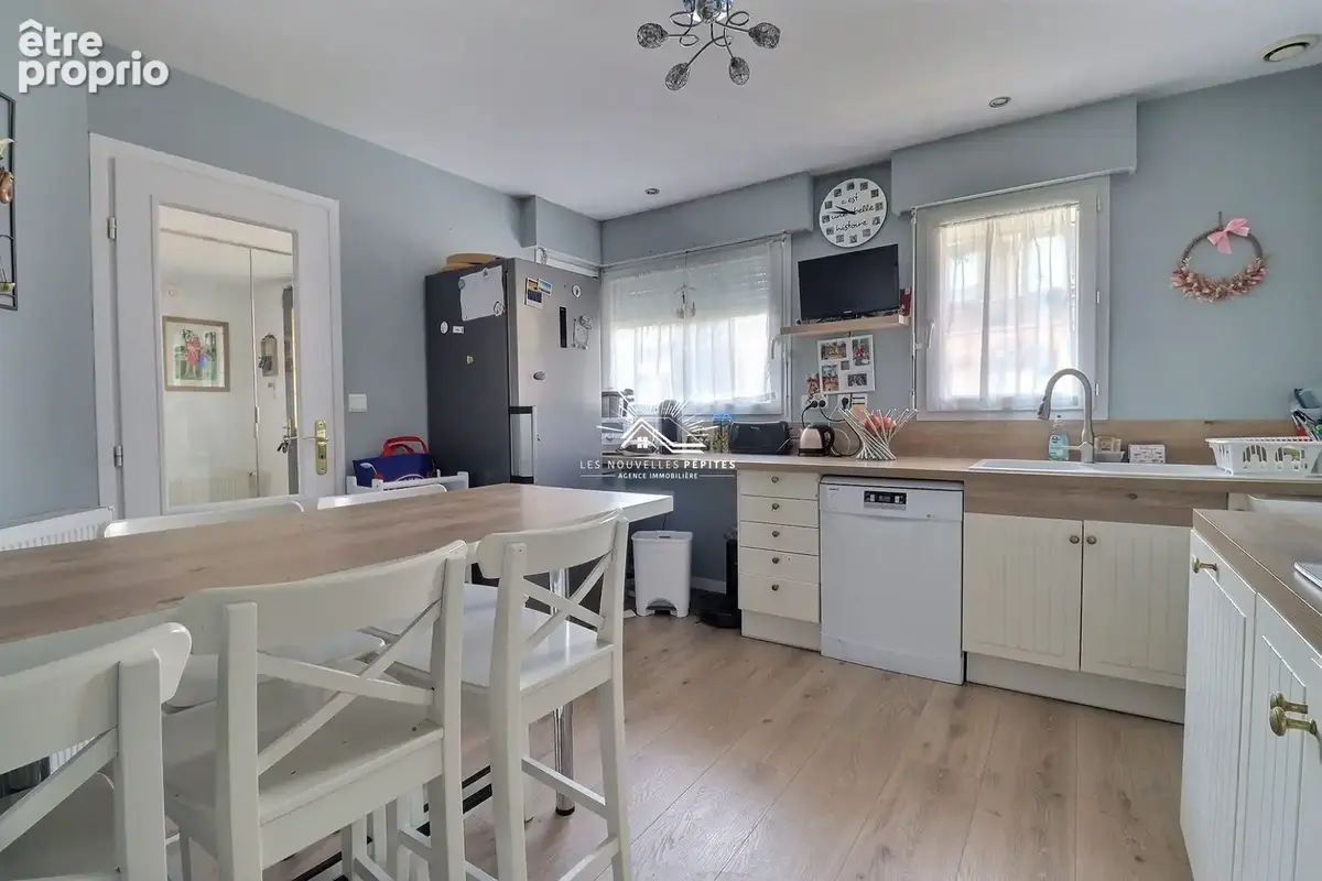 Maison 5 pièces 116 m² à vendre à Wasquehal (59290) - photo 4