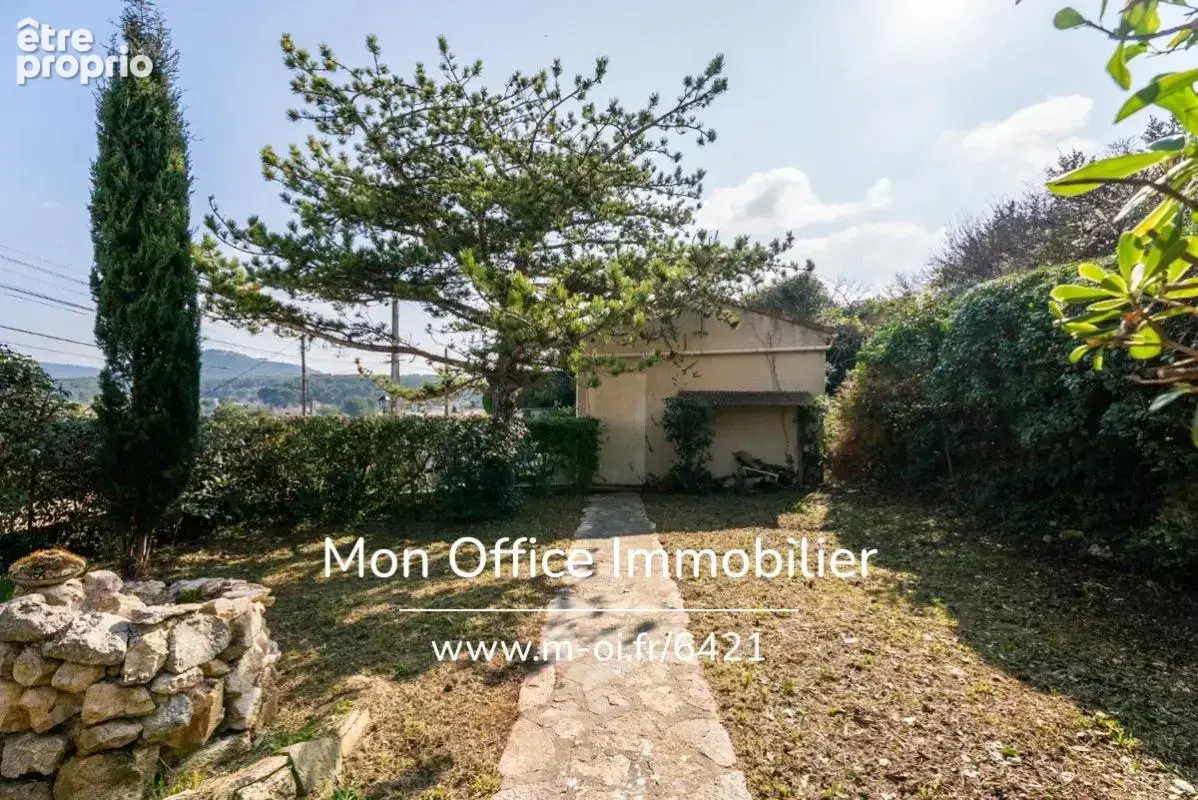 Référence : 7316-YAN - Maison 5 pièces au coeur du village avec jardin - photo 17