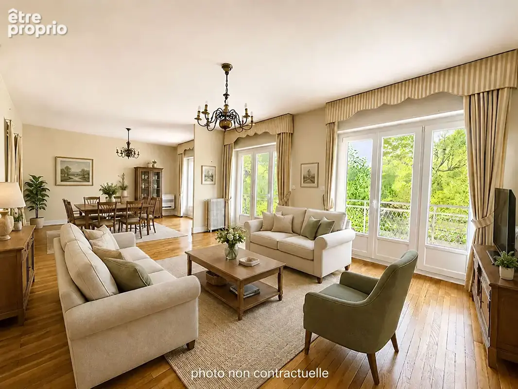 Roanne - Place des Promenades 165.85 m2 - photo 4