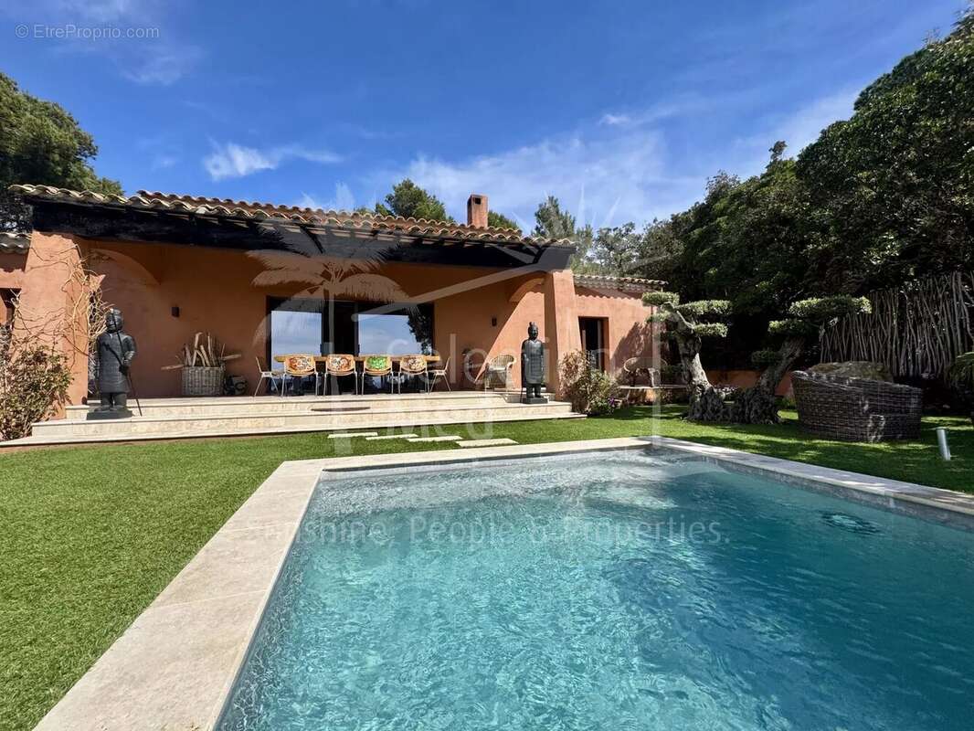 Maison à LE LAVANDOU