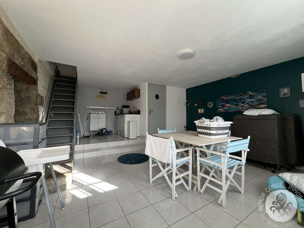 Maison à CREHEN