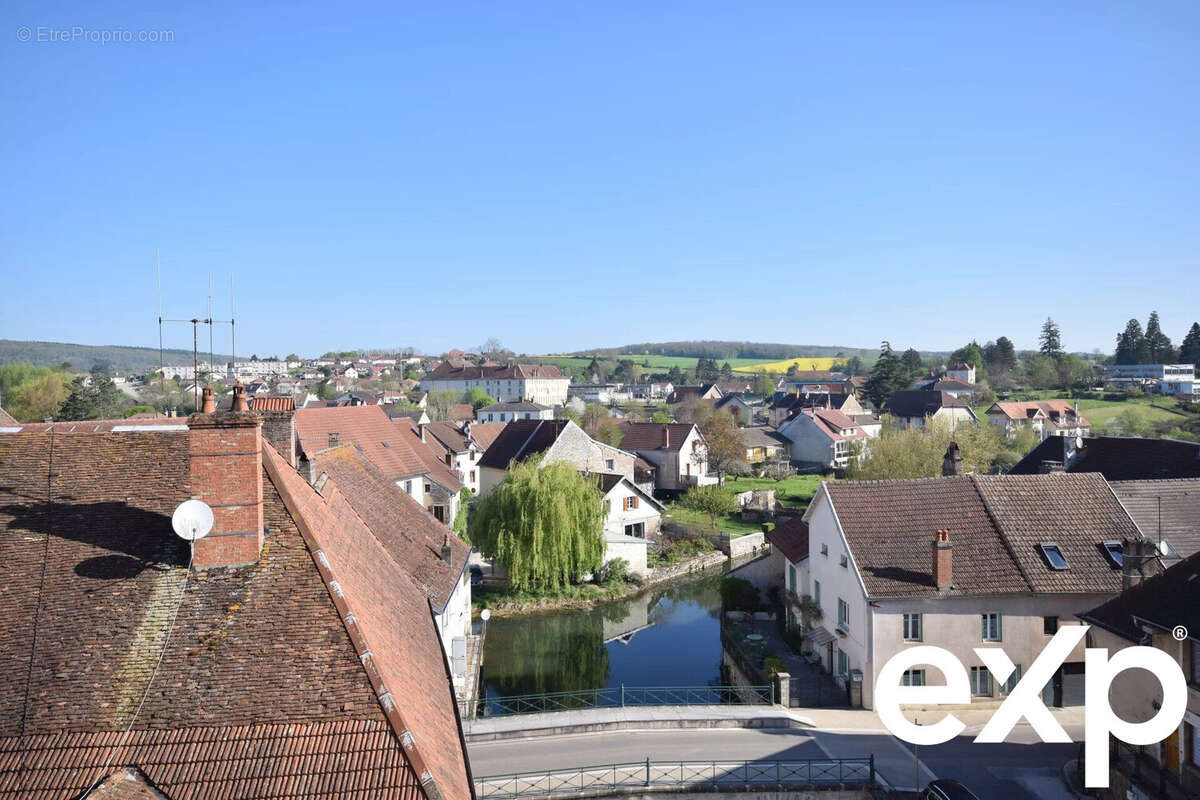 Appartement à MARNAY