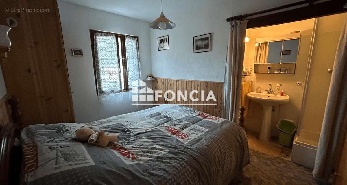 Appartement à SAINT-ETIENNE-DE-TINEE