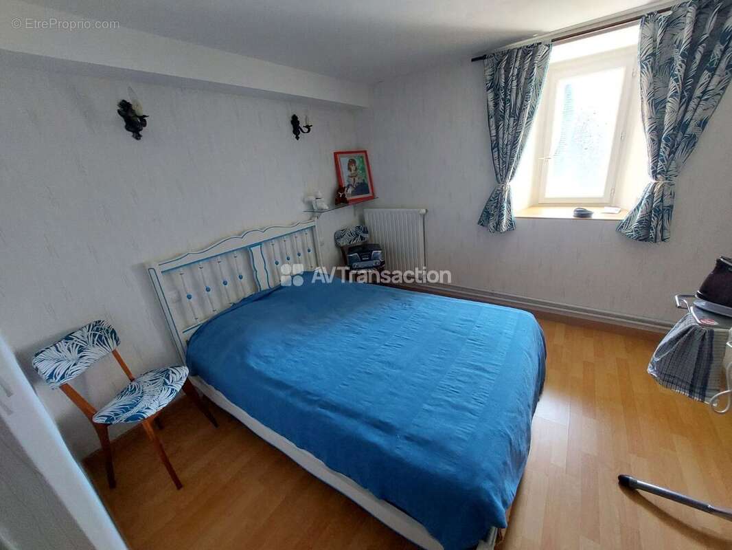 Maison à ARGENTRE
