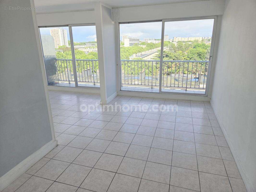 Appartement 3 pièces - 59m2 - avec balcon - 128 000 € FAI - photo 2