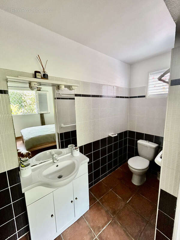 Maison à PETIT-BOURG