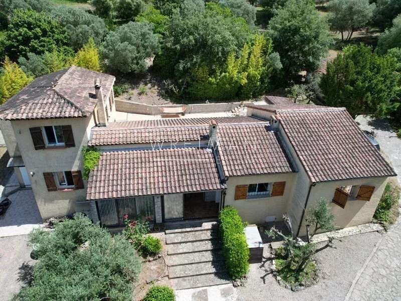 Maison à LE LUC