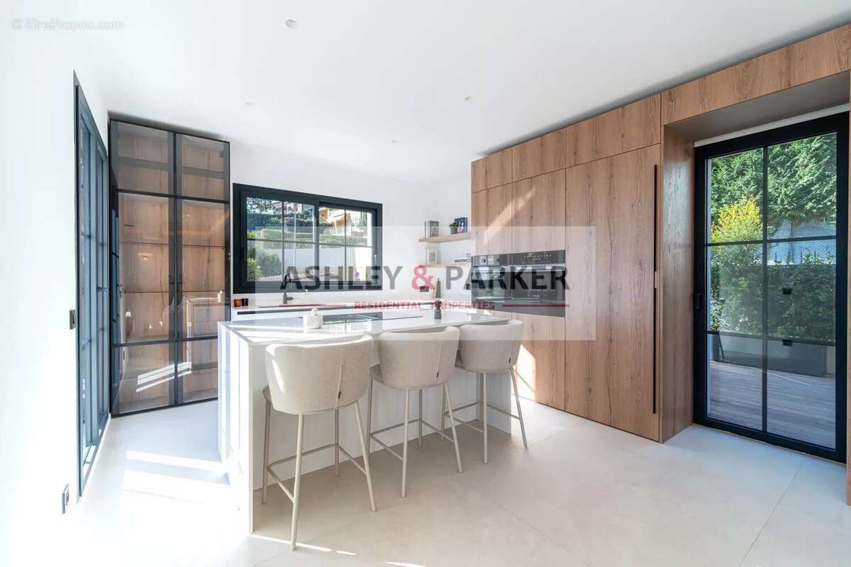 Maison à ROQUEBRUNE-CAP-MARTIN