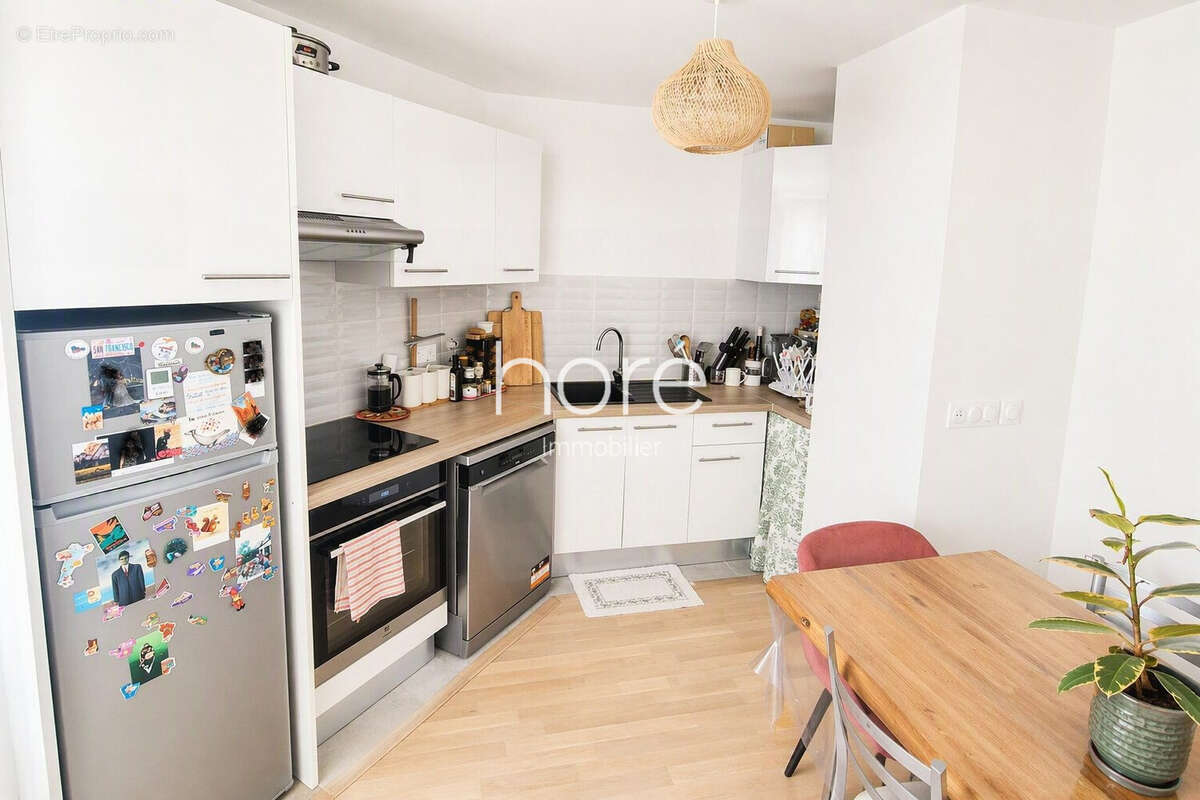 Appartement 63 m² à Asnieres-Sur-Seine  - photo 4