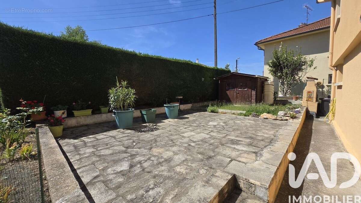 Photo 2 - Maison à COURNON-D'AUVERGNE