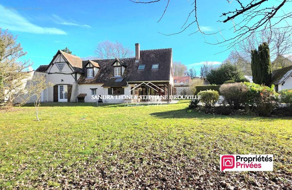 Maison à ABLIS