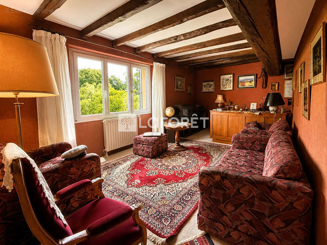 Maison à LAVERNAY