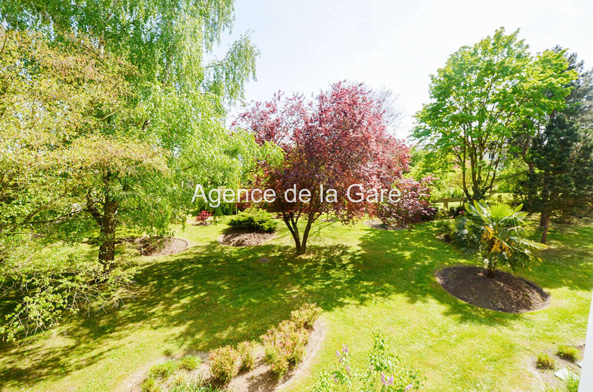 Appartement à HOUILLES