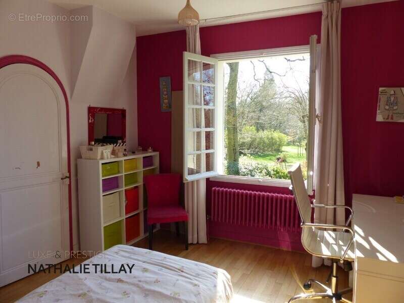 Maison à SAINT-PRYVE-SAINT-MESMIN