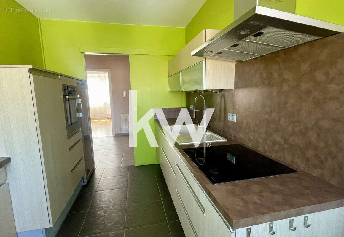 Appartement à SAINT-ETIENNE
