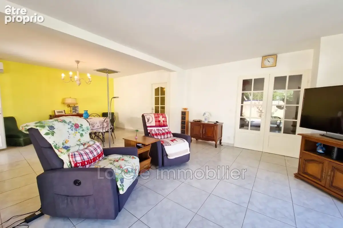 Maison 5 pièces 112 m² à vendre à Le Grau-Du-Roi (30240) - photo 6