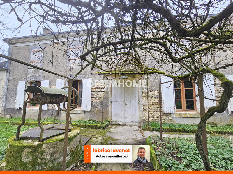 Maison à FONTENILLE
