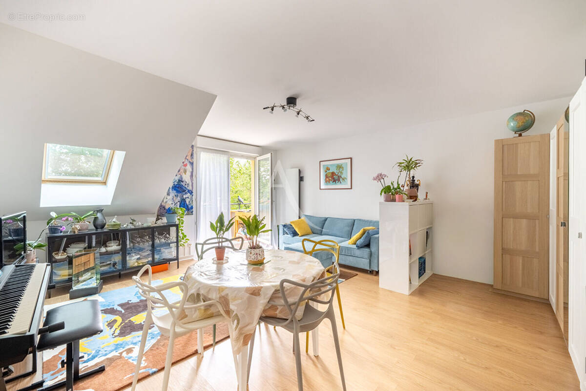 Appartement à SAINT-OUEN-L'AUMONE