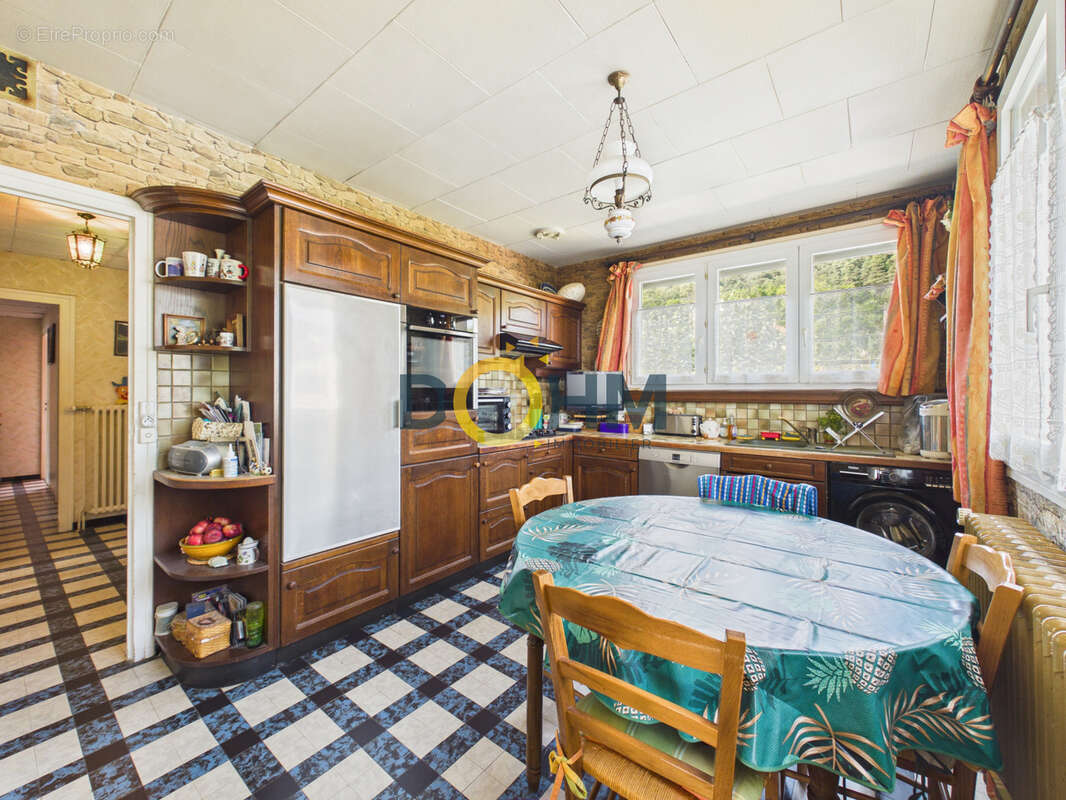 Maison 5 pièces 129m2 avec dépendances - photo 11