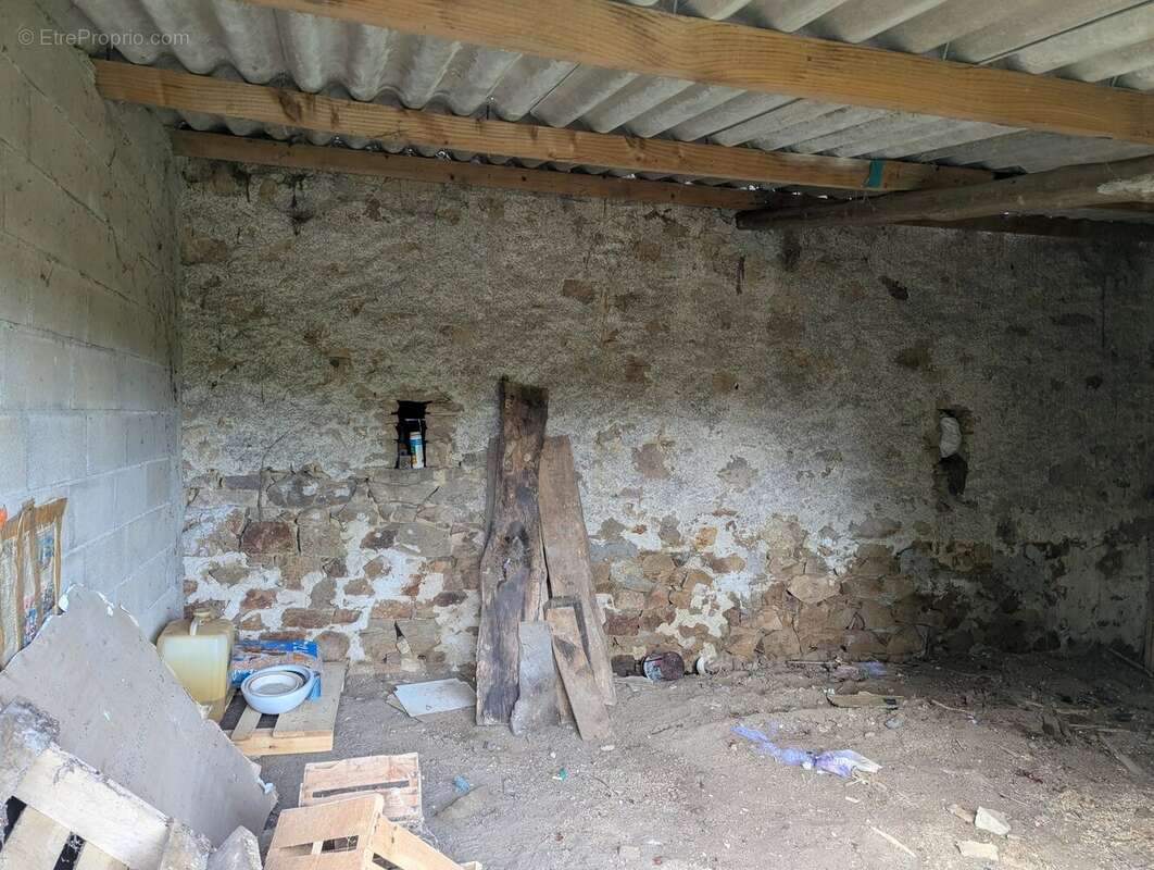 Maison à COULONGES