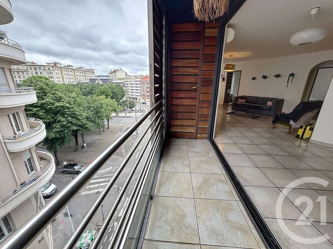 Appartement à LYON-7E