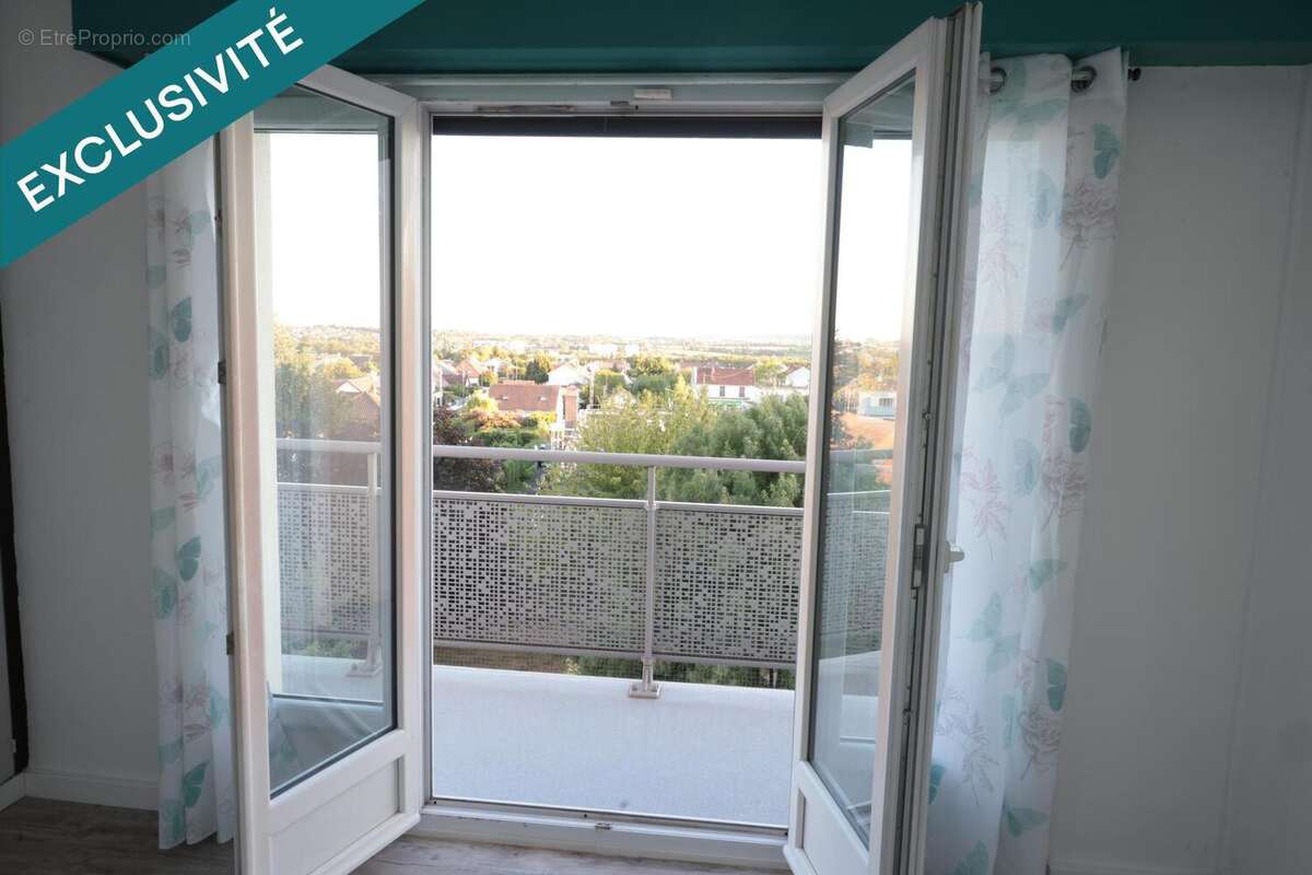 Appartement 71 m² à Chilly-Mazarin  - photo 2