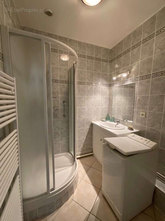 Appartement à ANDREZIEUX-BOUTHEON