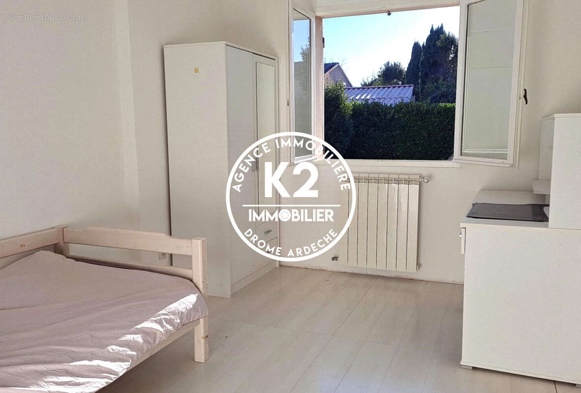 Maison à MONTELIMAR