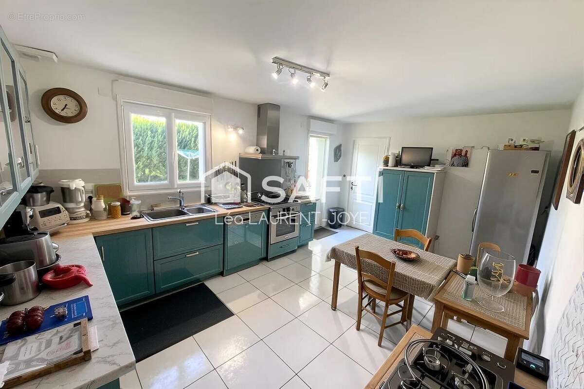 Photo 2 - Maison à LUYNES