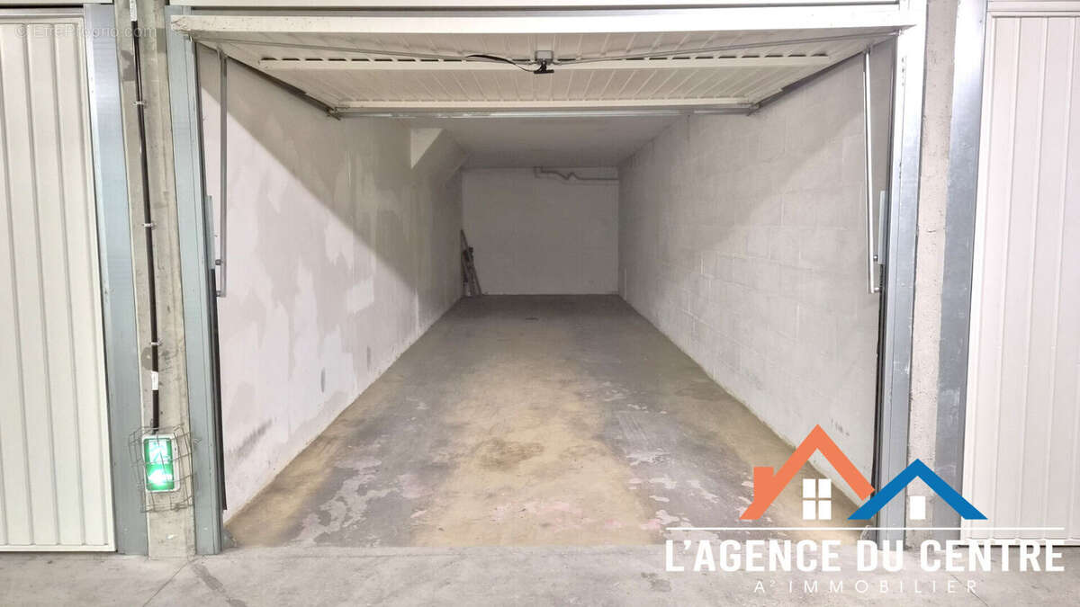 Appartement à CHANTELOUP-LES-VIGNES