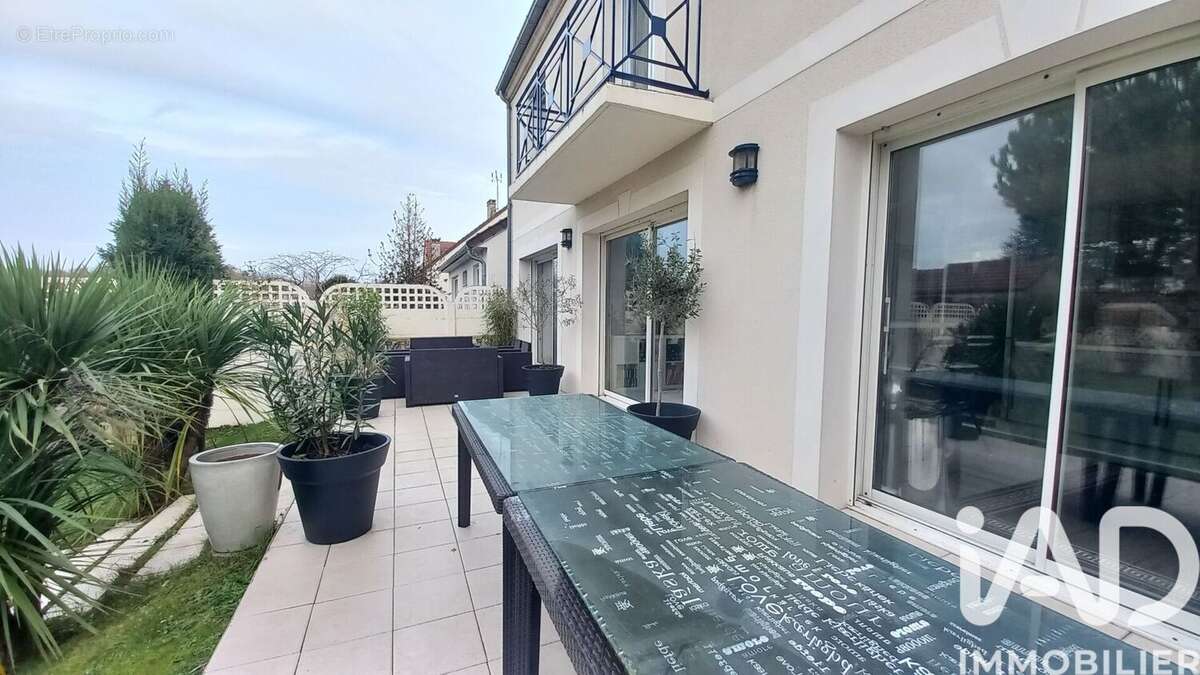 Photo 4 - Maison à CHAMPS-SUR-MARNE