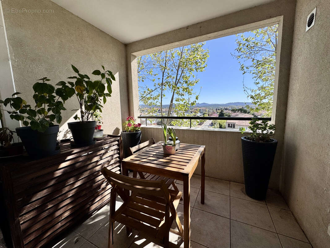 Appartement à LA FARLEDE