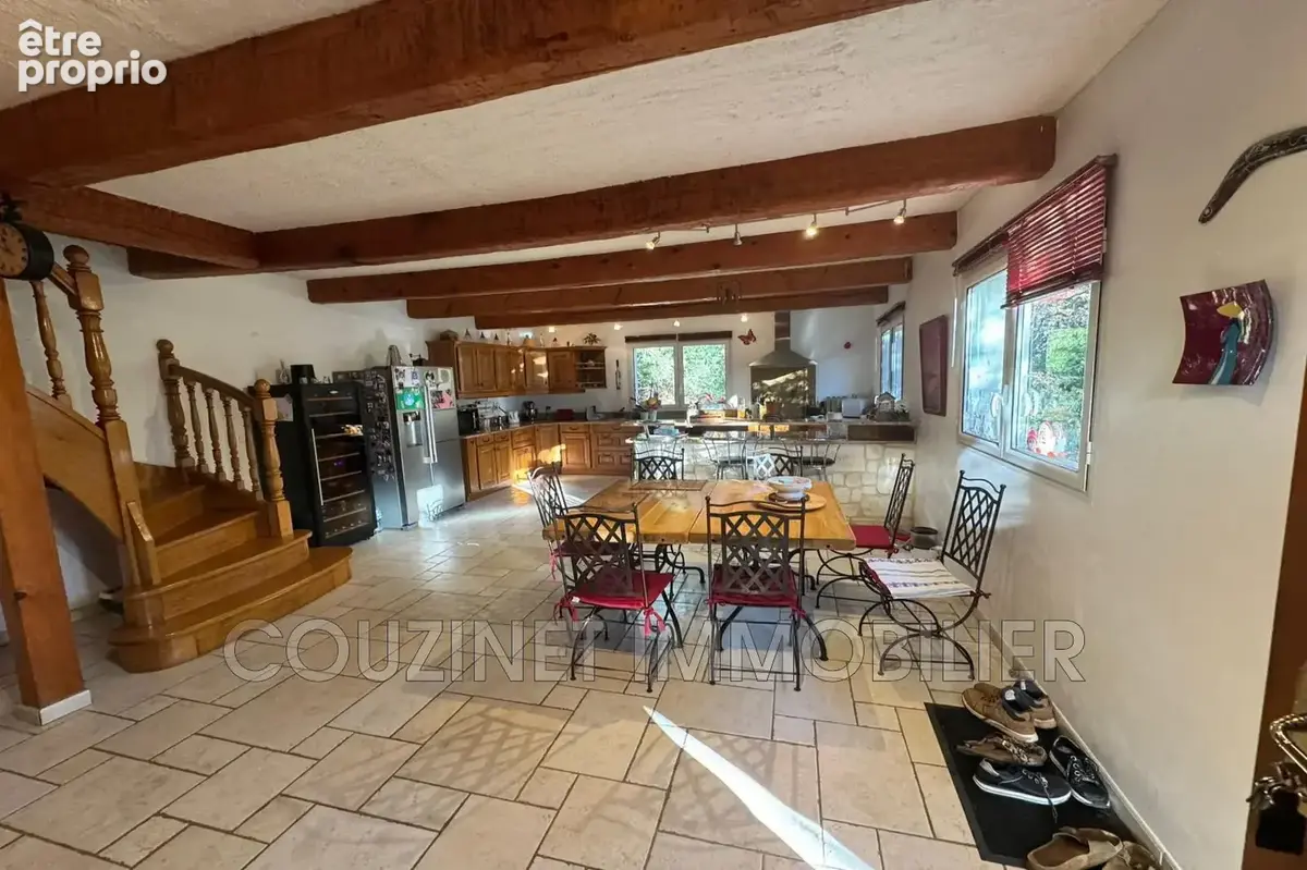 Maison 10 pièces 260 m² à vendre à Evenos (83330) - photo 8