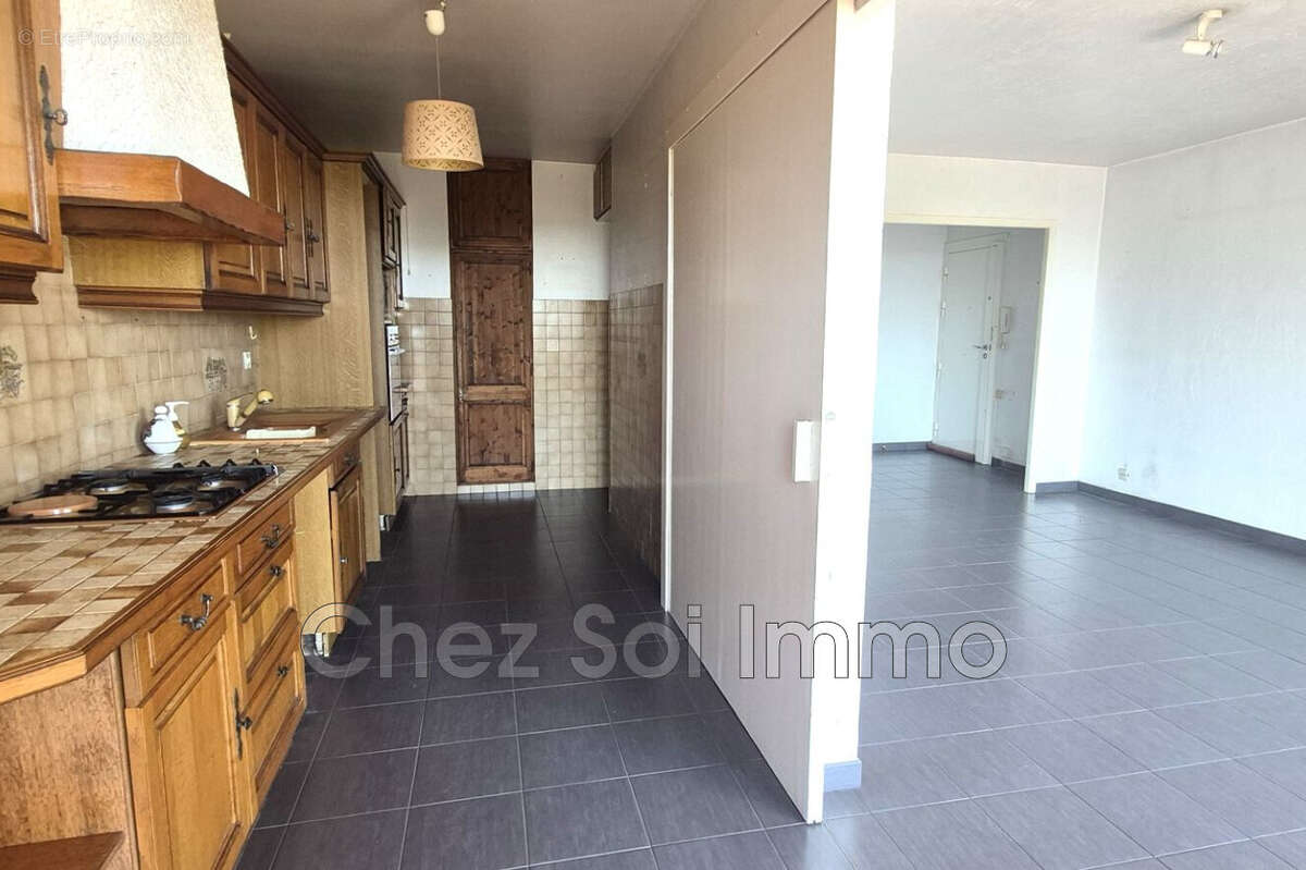 Appartement 65 m² à Villeneuve-Loubet  - photo 4