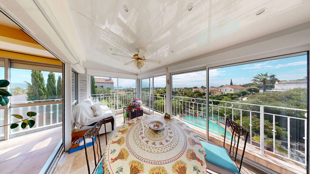 Maison à FREJUS
