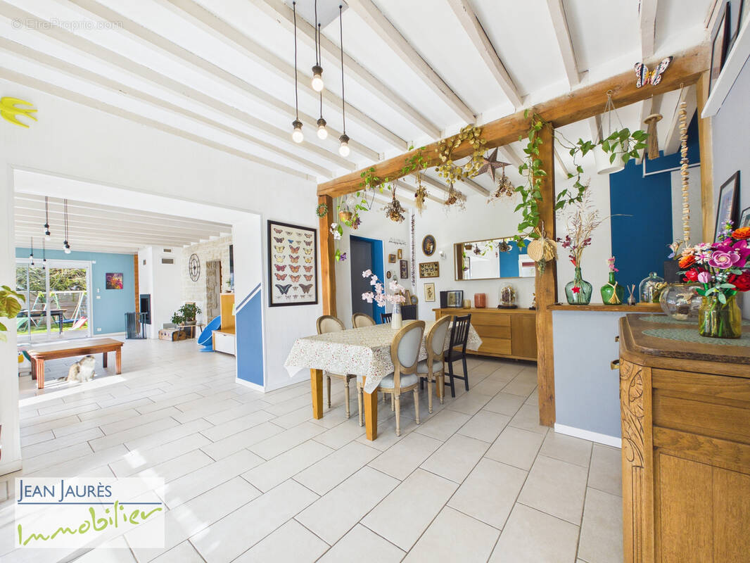 Maison à SAINT-ANDRE-LES-VERGERS