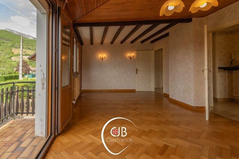 Appartement à SAINT-ALBAN-LEYSSE