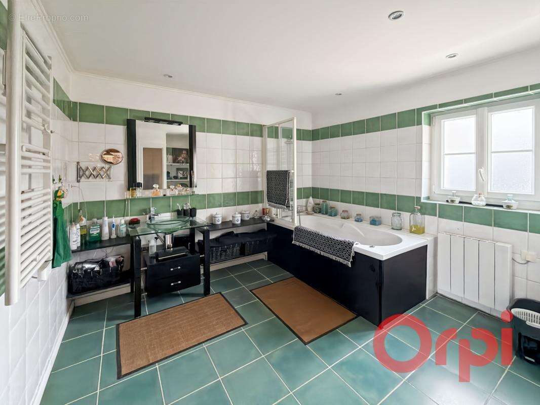 Maison à SAINT-MAUR