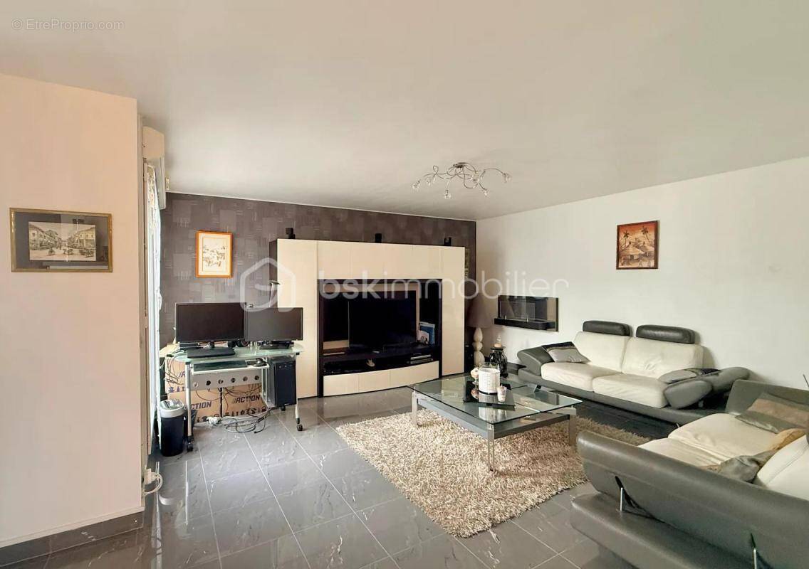 Appartement à BRETIGNY-SUR-ORGE