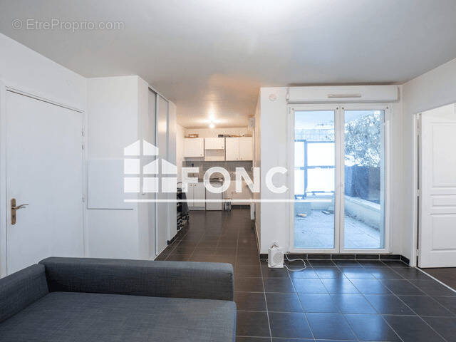 Appartement à SARTROUVILLE