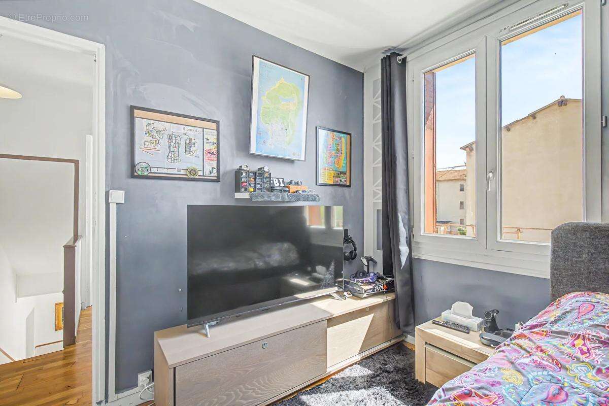 Appartement à MARSEILLE-13E