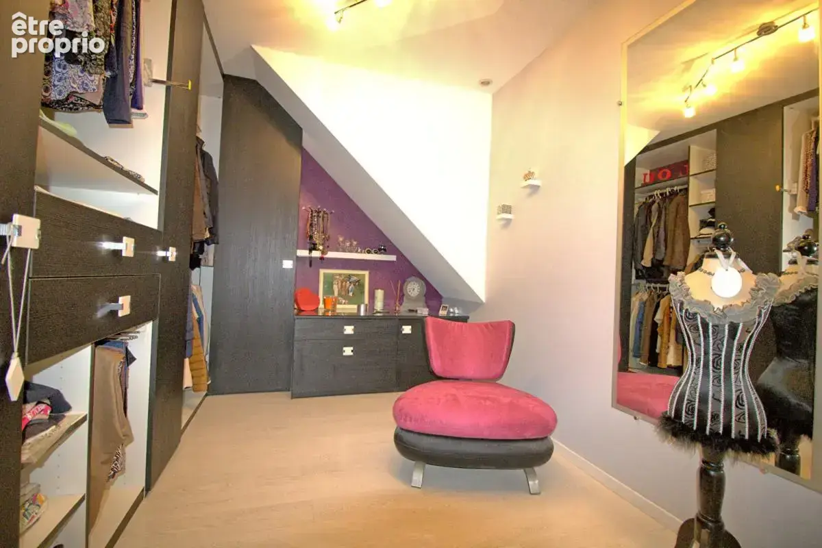 5 mn de Montreuil-Juigné Maison  totalement aboutie de 170 m² - photo 11