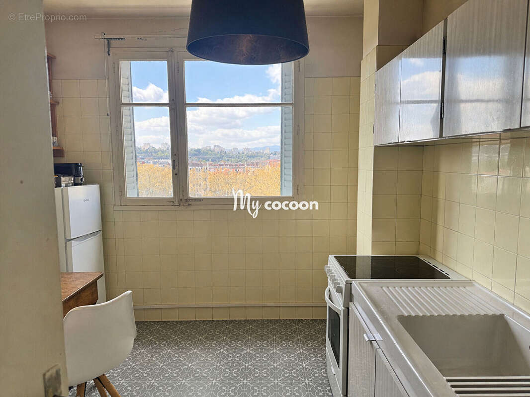 Appartement à LYON-4E