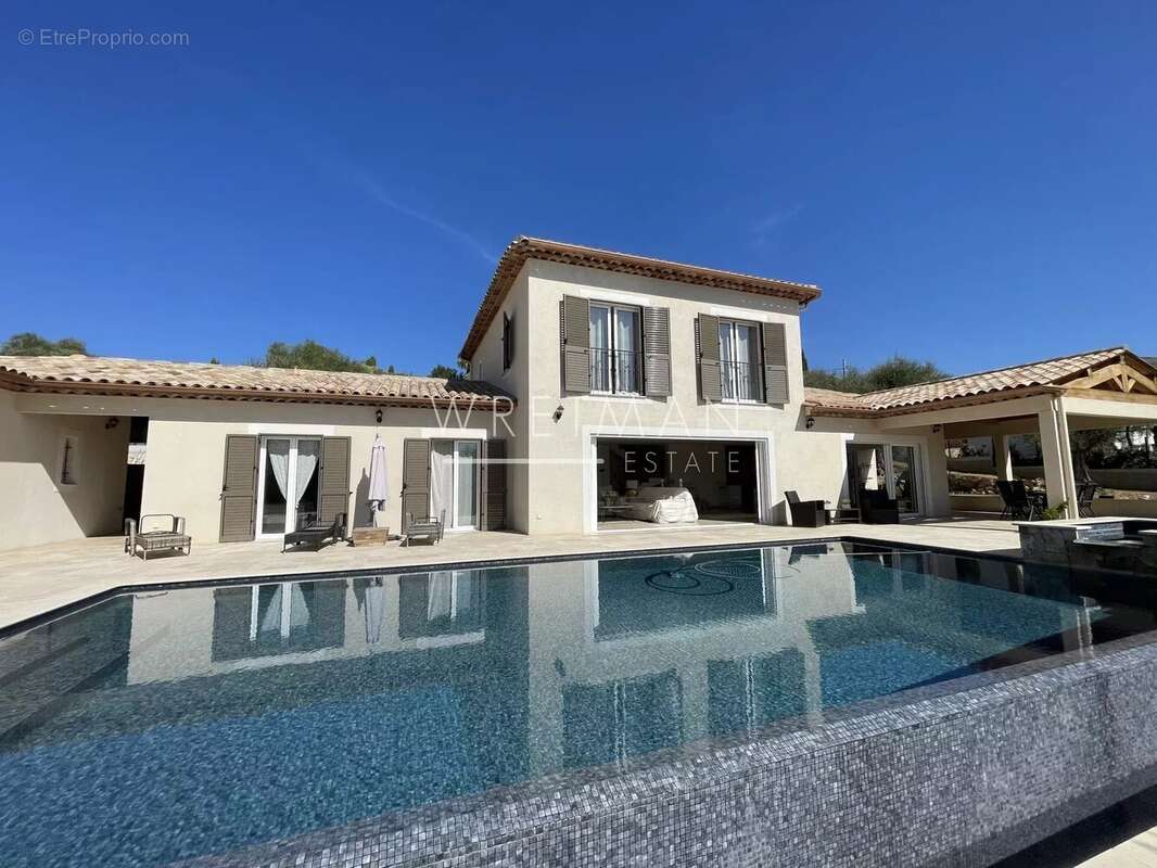 Maison à CALLIAN