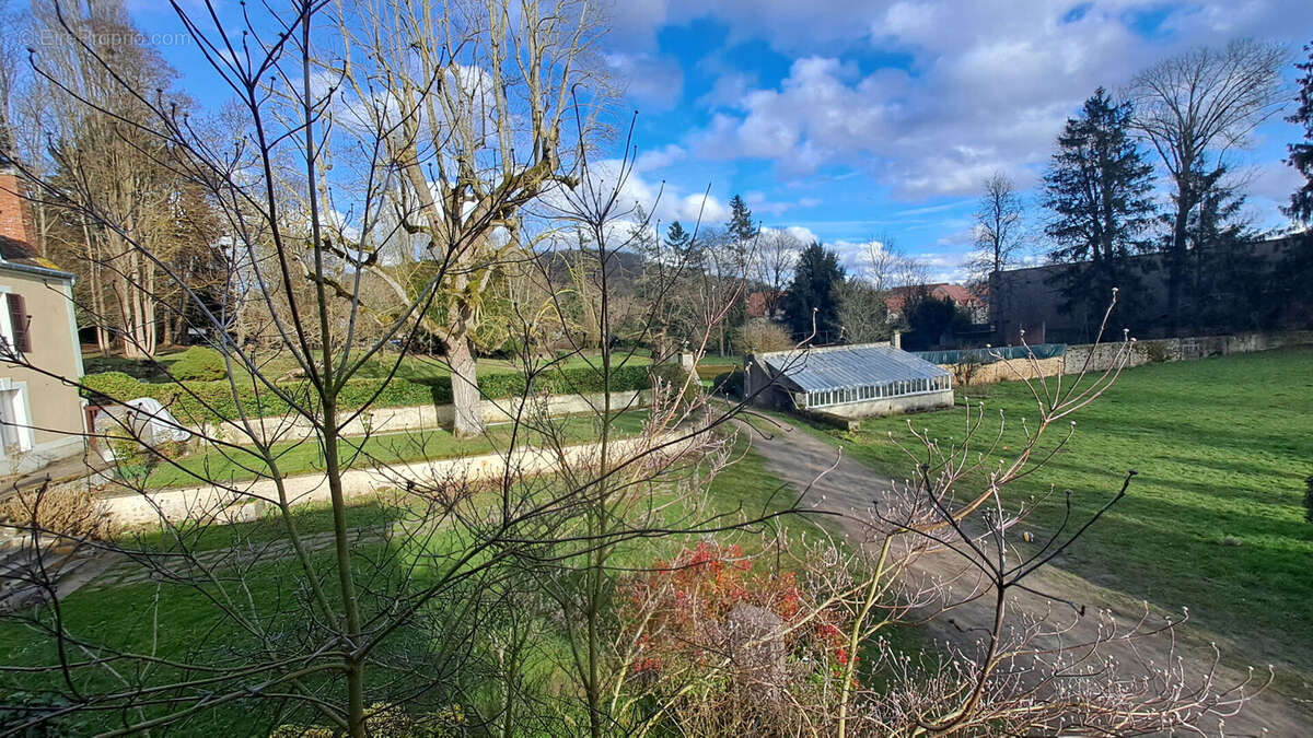 Appartement à SAINT-REMY-LES-CHEVREUSE