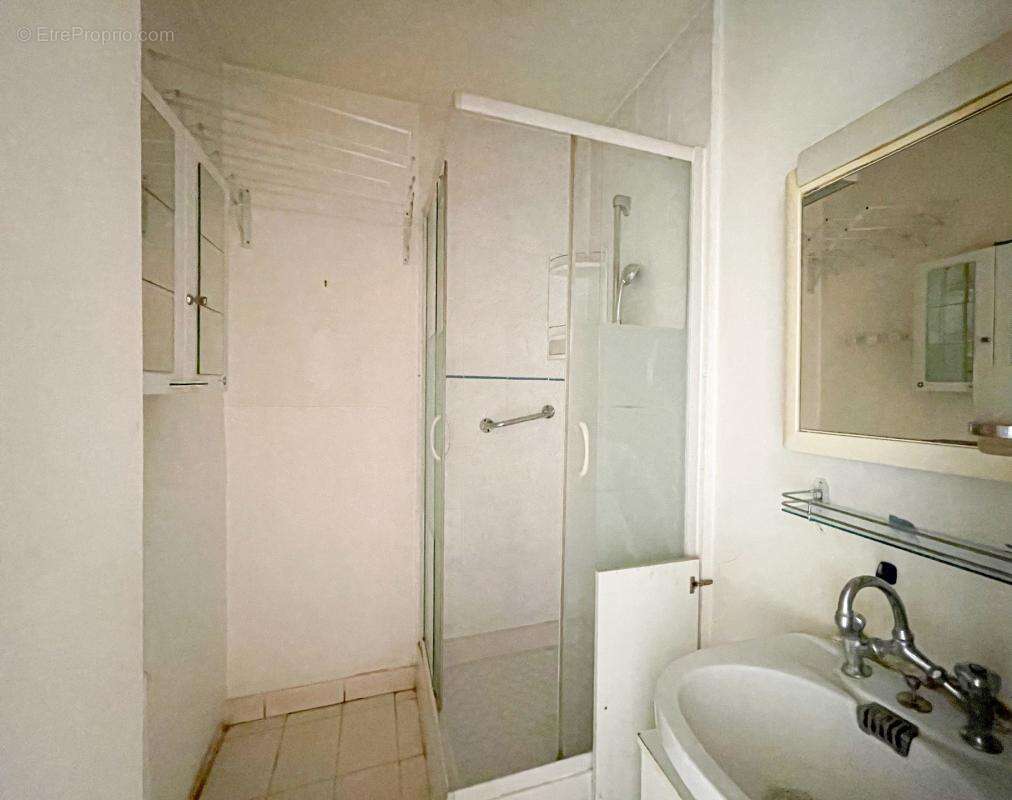 Appartement à PARIS-11E