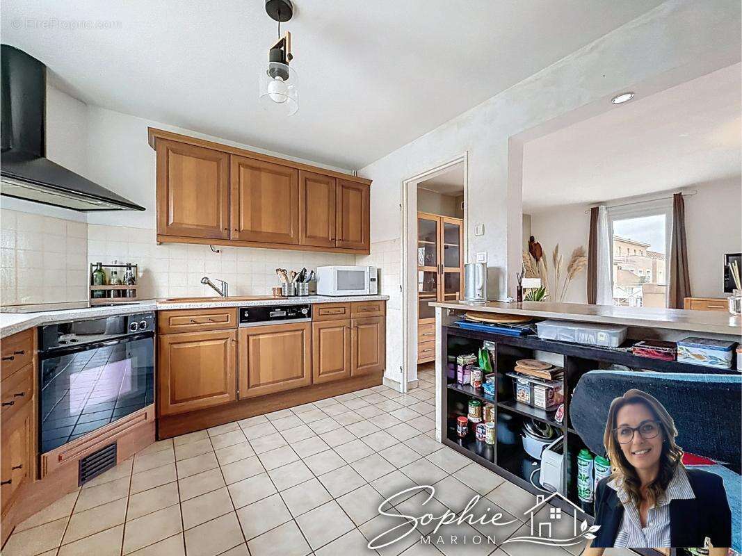 Maison à PIERRE-BENITE