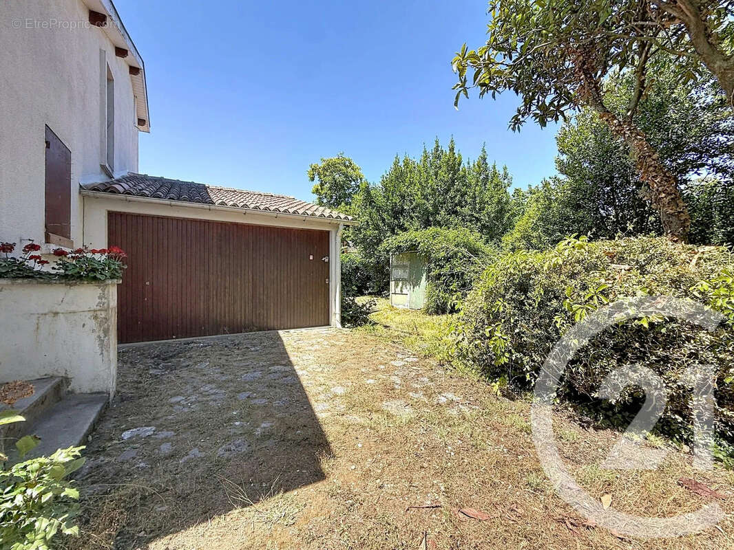 Maison 97 m² à Bordeaux  - photo 2